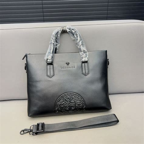 кожаный портфель versace
